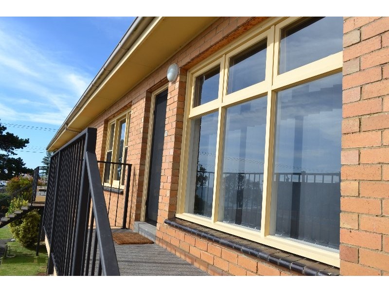 9/5 Barkly Street, Mornington VIC 3931