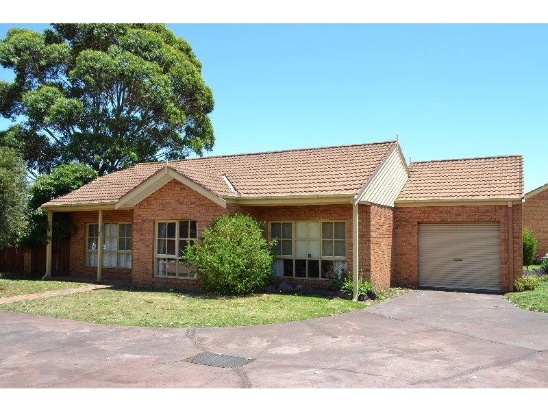 2/21 Lucerne Ave, Mornington VIC 3931