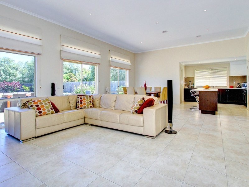 3 Samantha Drive, Mornington VIC 3931