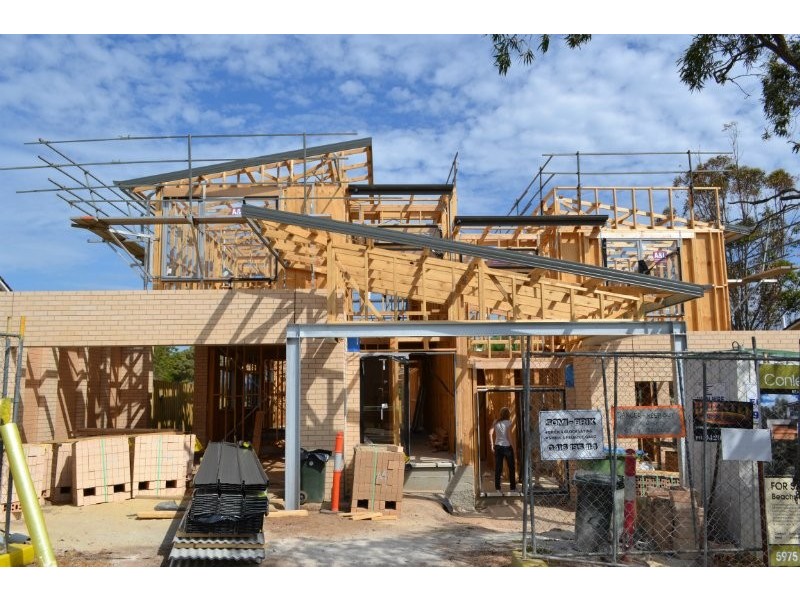 2/15 Iluka Place, Mornington VIC 3931