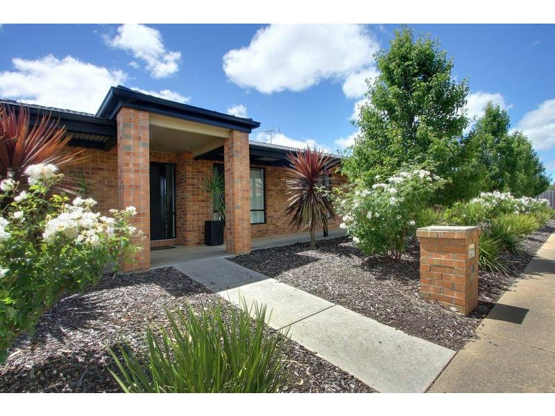 22 Eden Park Drive, Mornington VIC 3931