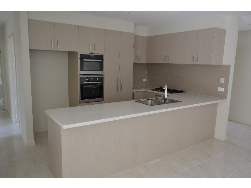 7/61 Green Island Avenue, Mount Martha VIC 3934