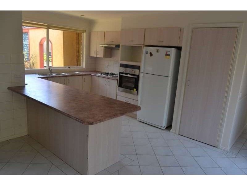 7 Mondana Way, Mount Martha VIC 3934