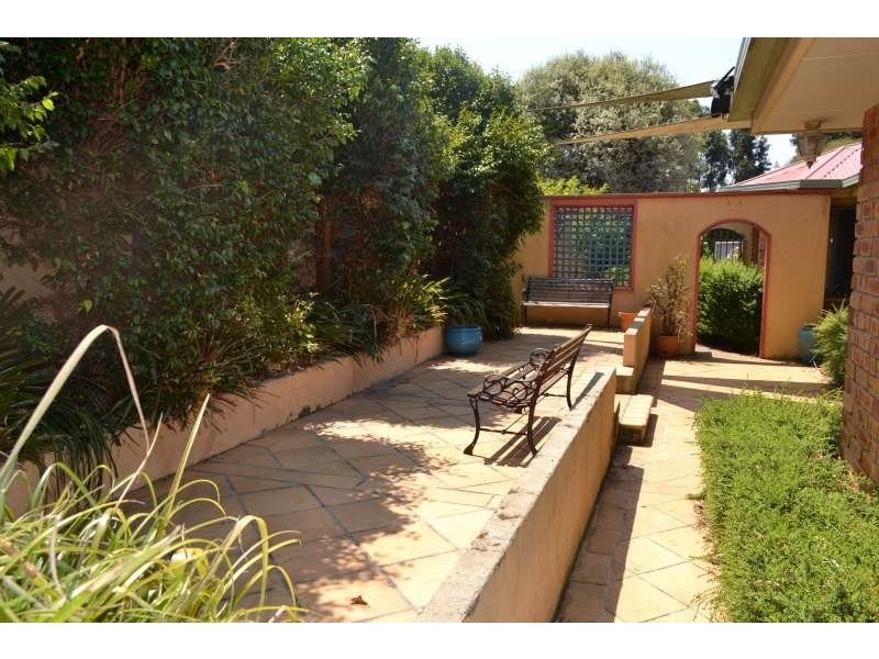 7 Mondana Way, Mount Martha VIC 3934