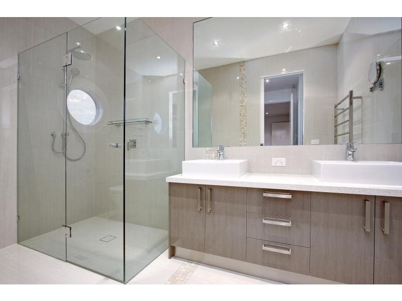 30 King Georges Ave, Mornington VIC 3931