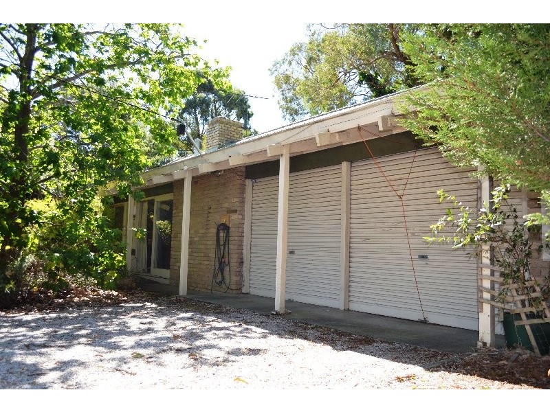 1291 Nepean Hwy( Cnr. Gannet St.), Mount Eliza VIC 3930