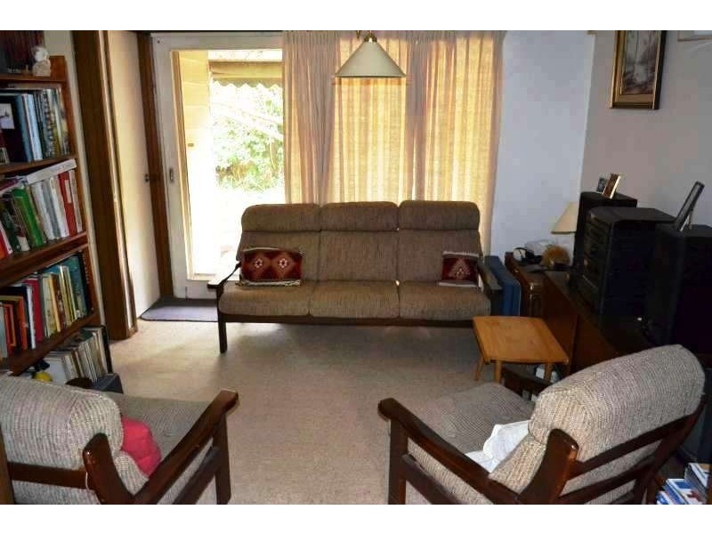 1291 Nepean Hwy( Cnr. Gannet St.), Mount Eliza VIC 3930