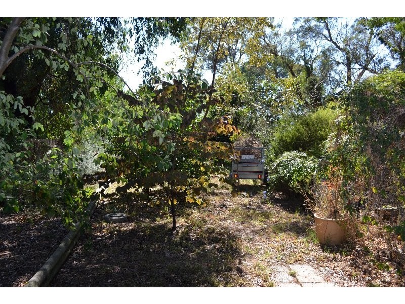 1291 Nepean Hwy( Cnr. Gannet St.), Mount Eliza VIC 3930