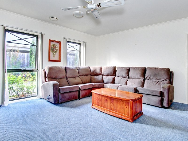 2/12 MacDonald Grove, Mornington VIC 3931