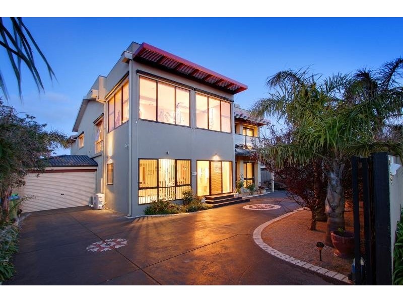 645 Esplanade, Mornington VIC 3931