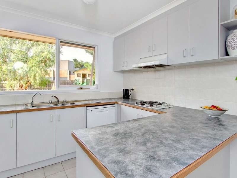 12 Boormanii Drive, Mornington VIC 3931