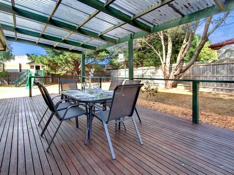 12 Boormanii Drive, Mornington VIC 3931