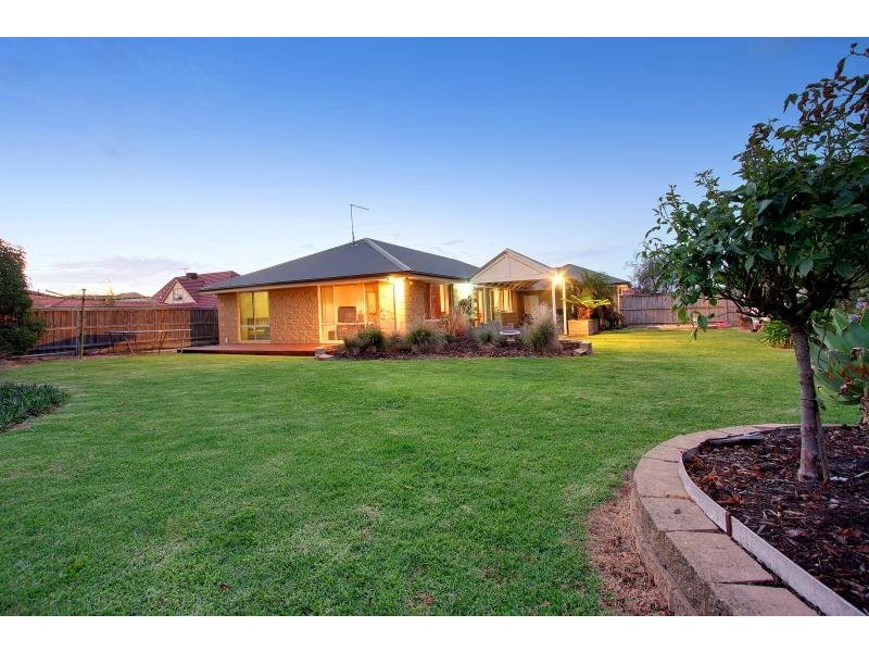 6 Anita Court, Mount Martha VIC 3934