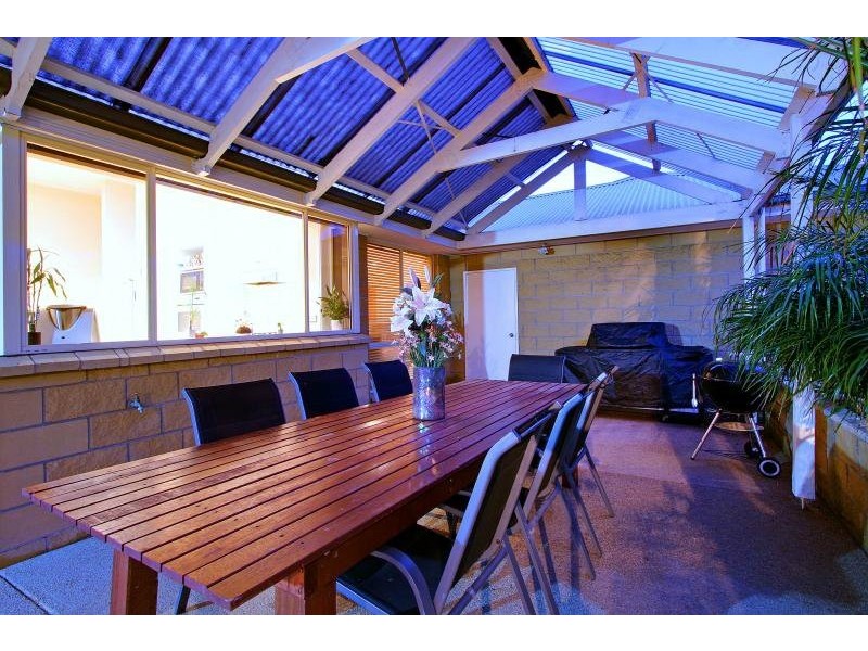 6 Anita Court, Mount Martha VIC 3934