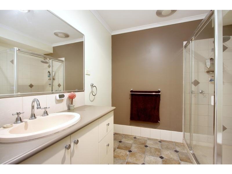 6 Anita Court, Mount Martha VIC 3934