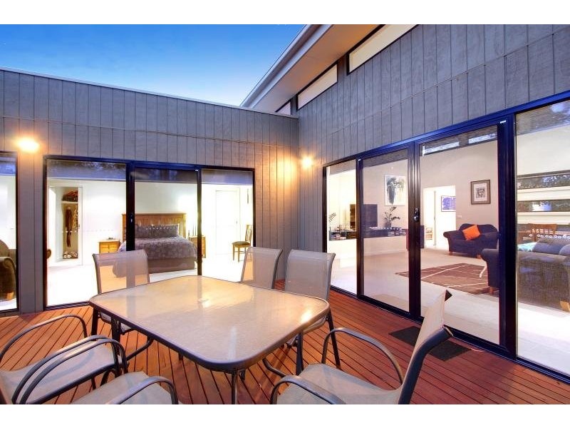 1 Ti – Tree Grove, Mornington VIC 3931