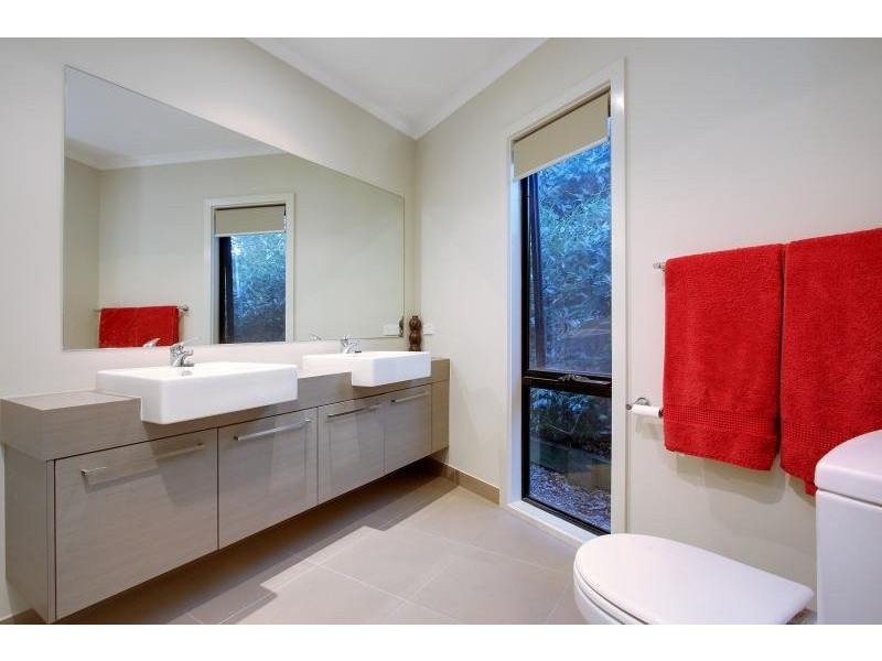 1 Ti – Tree Grove, Mornington VIC 3931