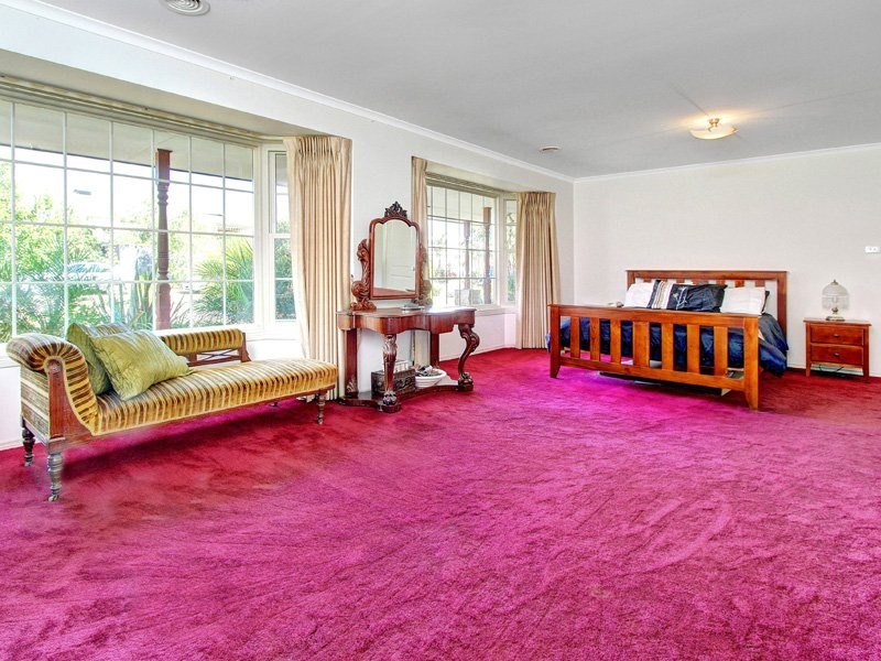 16 Ben Drive, Mornington VIC 3931