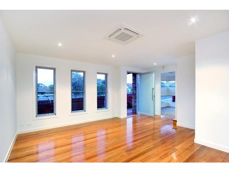 70 Nunns Road, Mornington VIC 3931