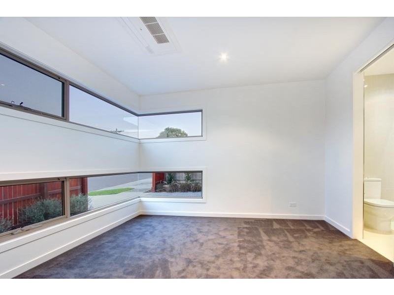 70 Nunns Road, Mornington VIC 3931