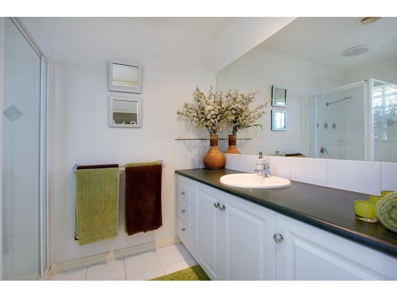 6 Chateaux Close, Mount Martha VIC 3934