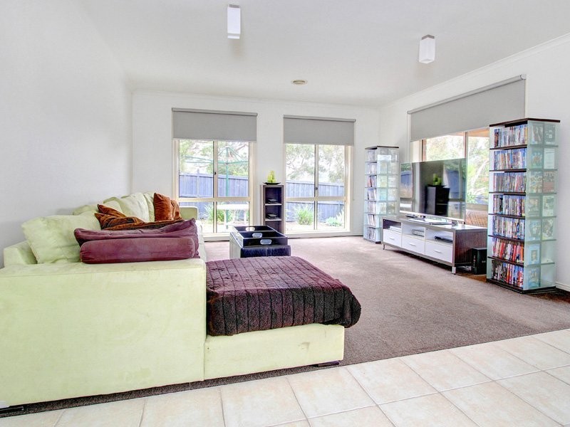 13 Garo Cres, Mount Martha VIC 3934