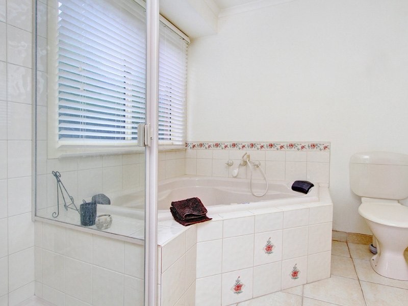 13 Garo Cres, Mount Martha VIC 3934