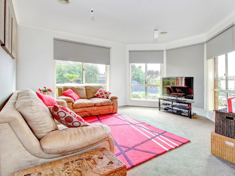 13 Garo Cres, Mount Martha VIC 3934