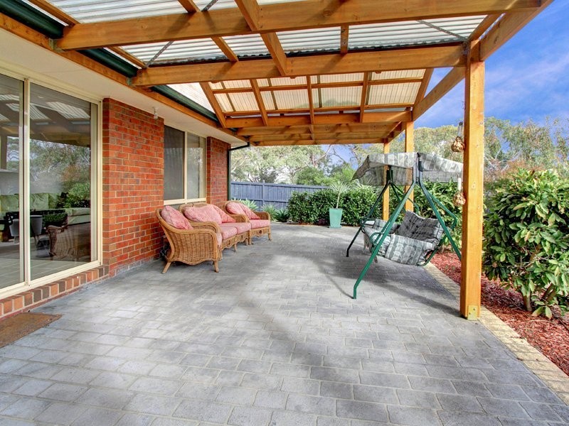 13 Garo Cres, Mount Martha VIC 3934