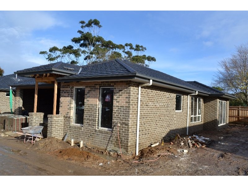 UNIT 2 21 Green Island Avenue, Mount Martha VIC 3934