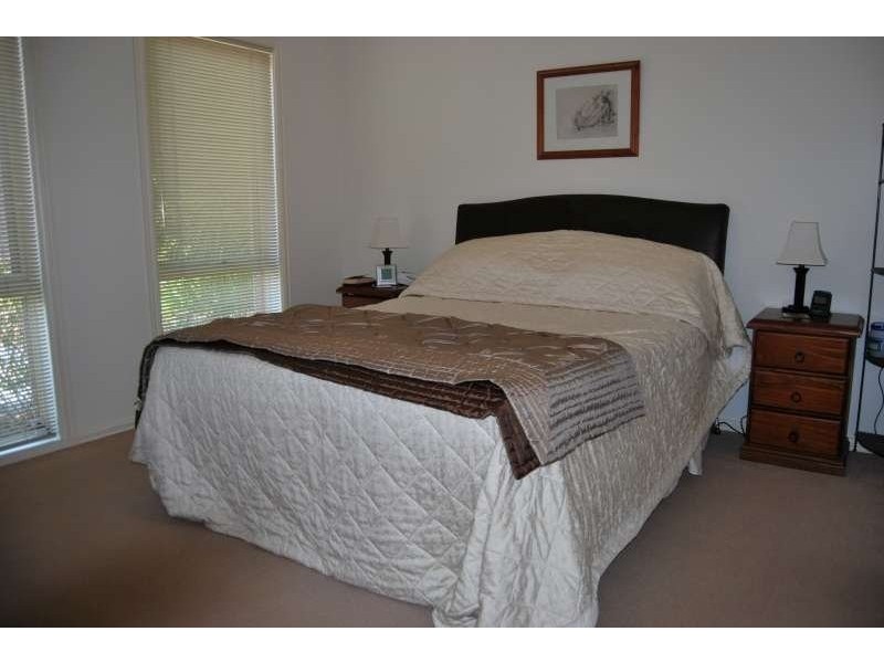 2, 17 Neptune Street, Mornington VIC 3931