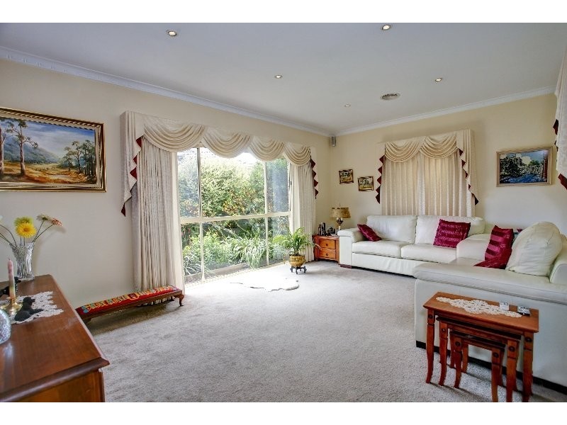 7/21 Lucerne Avenue, Mornington VIC 3931