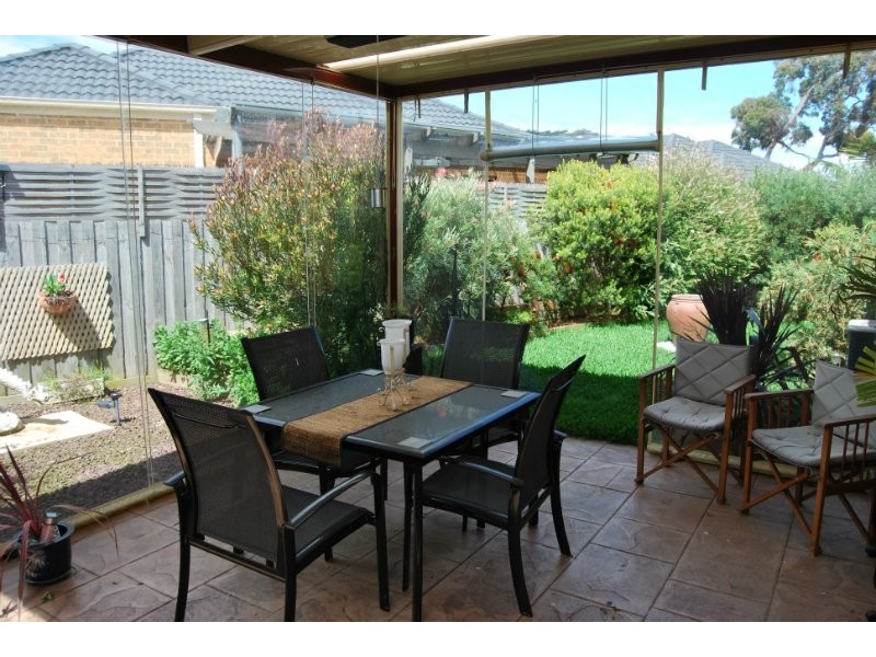 7/21 Lucerne Avenue, Mornington VIC 3931