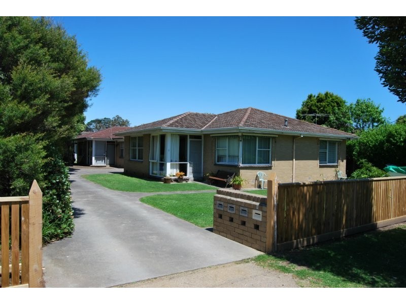 2/23 Marine Avenue, Mornington VIC 3931