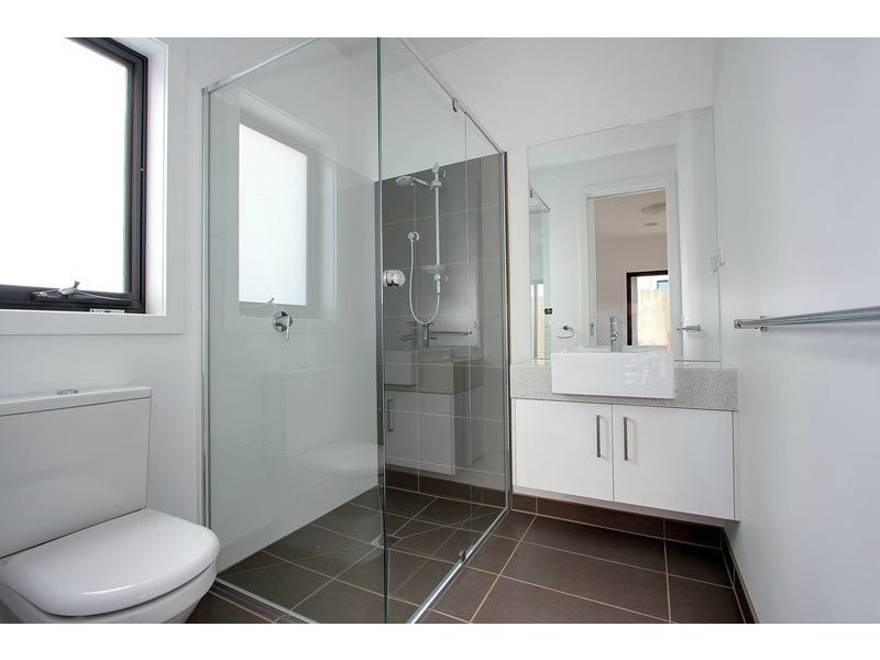 16 Iluka Place, Mornington VIC 3931