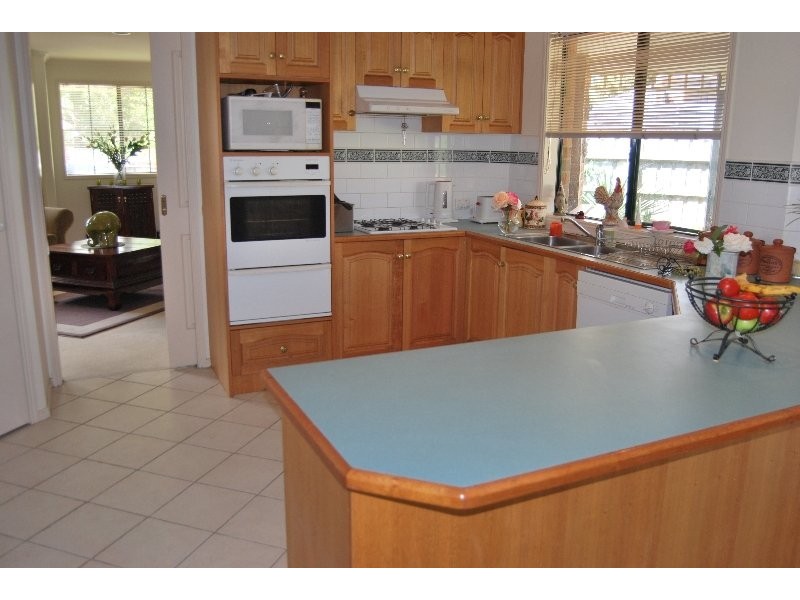 17 Baystone Court, Mount Martha VIC 3934