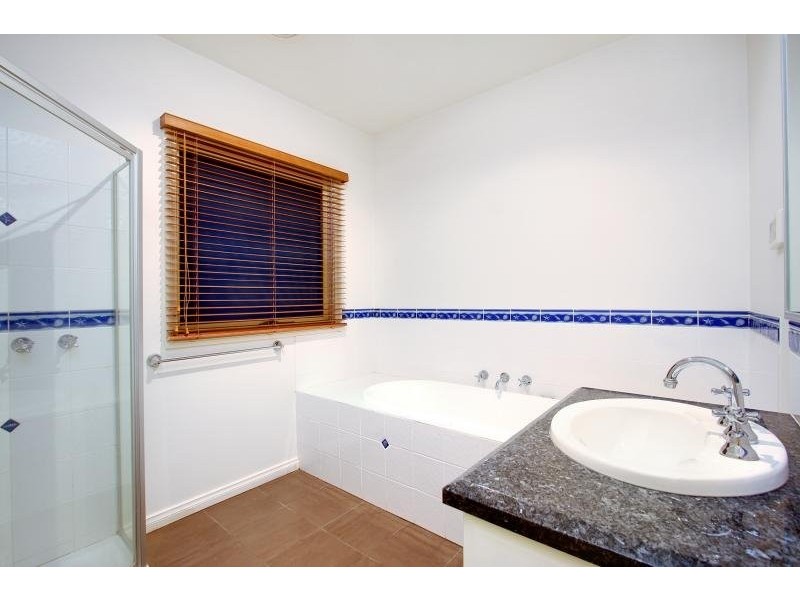 16 Morning Mist Court, Mornington VIC 3931