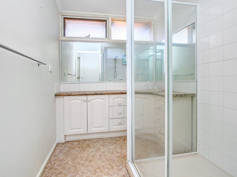 25 Van Ness Avenue, Mornington VIC 3931