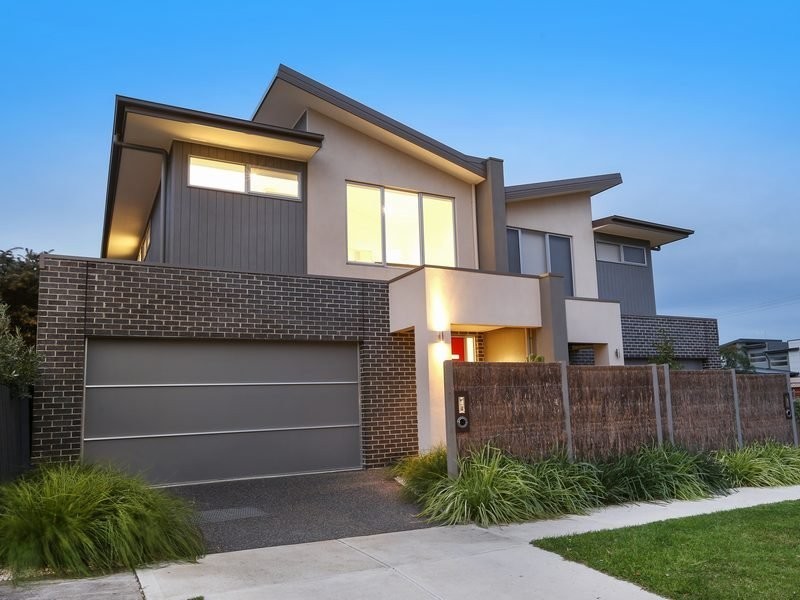 1 Perkins Street, Mornington VIC 3931