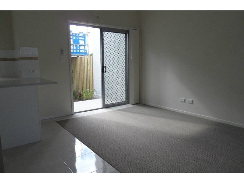 Redbank Plains QLD 4301