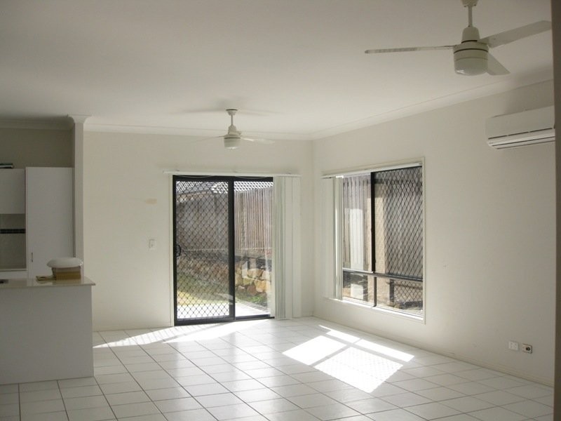27 Wright Avenue, Redbank Plains QLD 4301