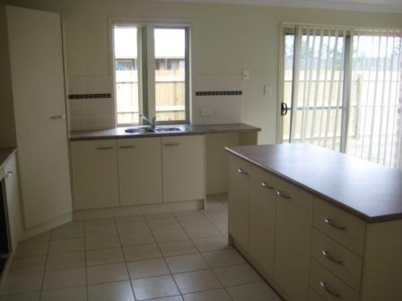 1 Somerwil Crescent, Bellbird Park QLD 4300