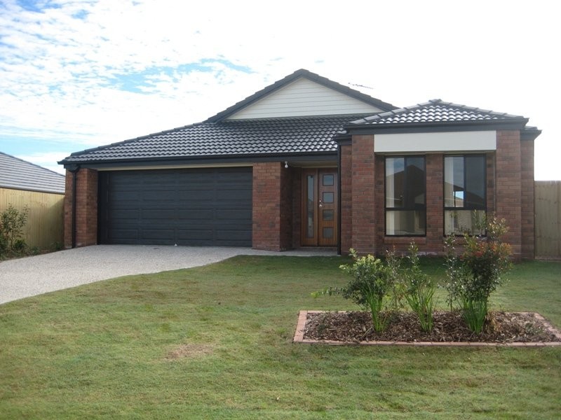 14 Pencarrow Street, Raceview QLD 4305