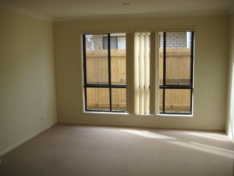 14 Pencarrow Street, Raceview QLD 4305