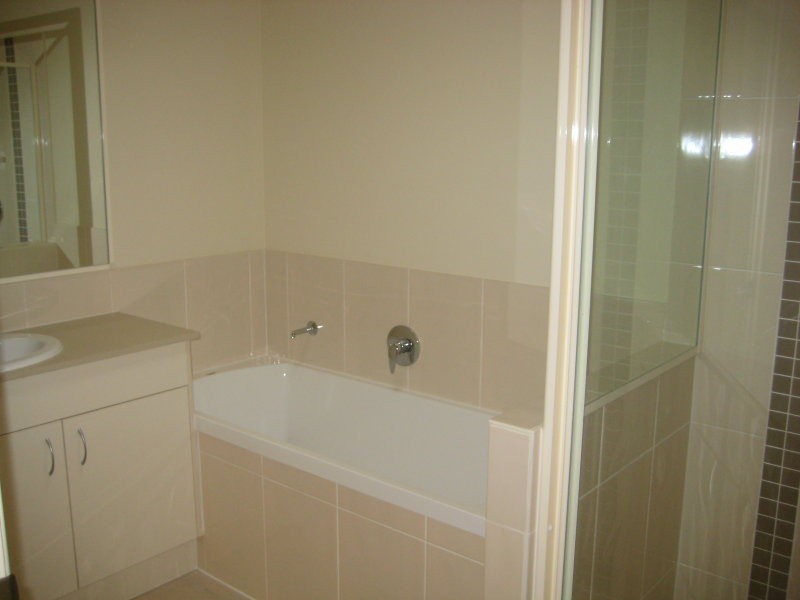 14 Pencarrow Street, Raceview QLD 4305