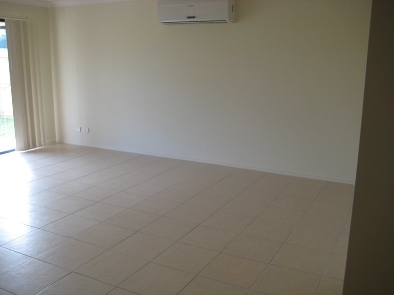 14 Pencarrow Street, Raceview QLD 4305