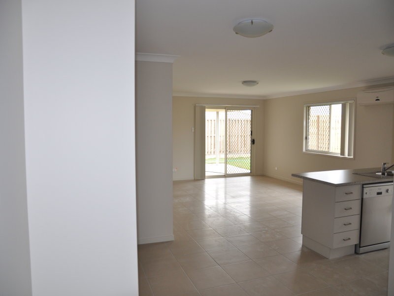 19 Peacherine Circuit, Bellmere QLD 4510