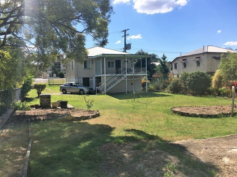 13 Pelican Street, North Ipswich QLD 4305