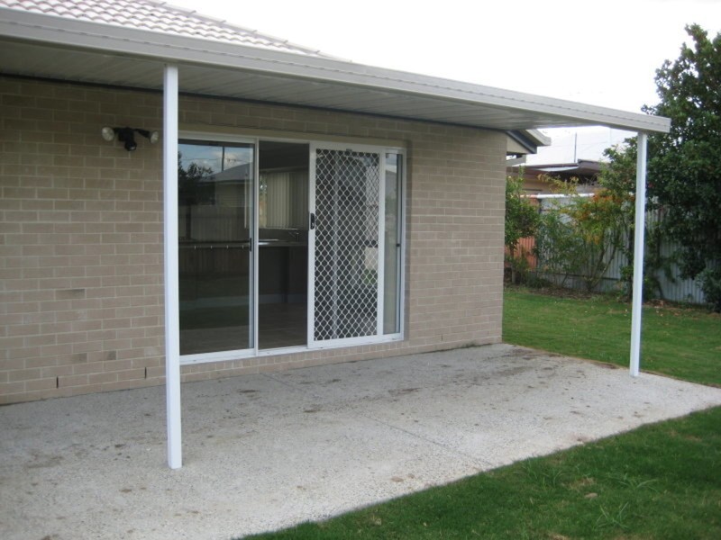 18 Doorey Street, One Mile QLD 4305