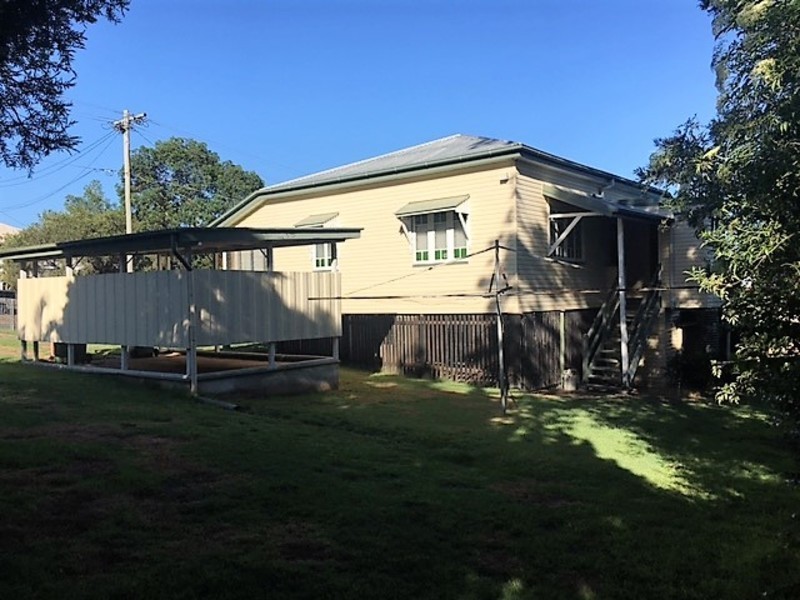 21 Lawrence Street, North Ipswich QLD 4305